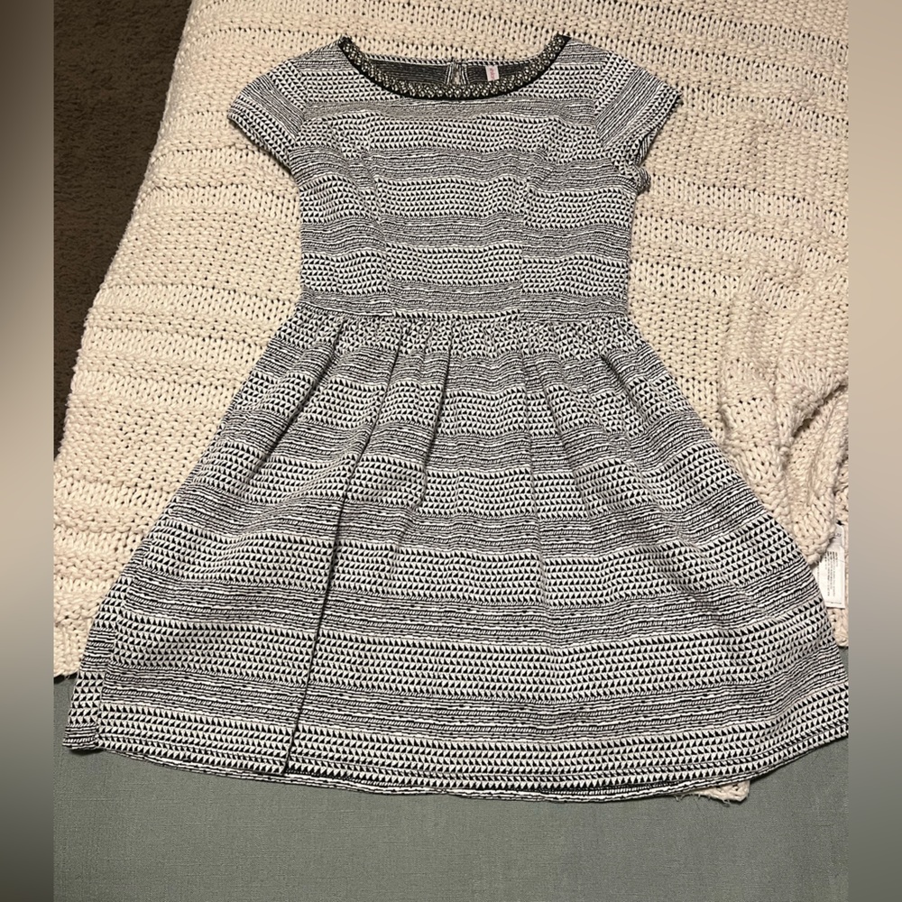 Xhilaration white/black stripped short sleeve dress with bedazzled collar.